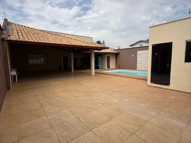Imagem: Casa Marechal Rondon, 3 Suites Casa de Rua