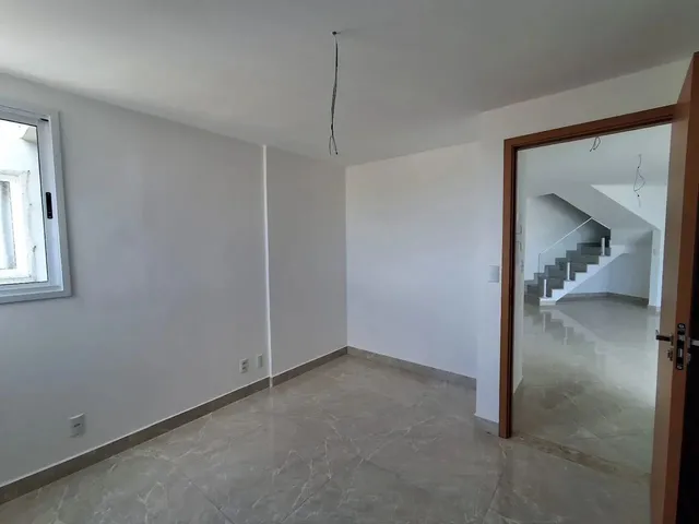 Imagem 5: Imóvel para Venda com 180 Metros Quadrados com 3 Quartos em Setor Coimbra - Goiânia - Go