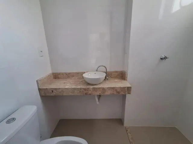 Imagem 12: Imóvel para Venda com 180 Metros Quadrados com 3 Quartos em Setor Coimbra - Goiânia - Go
