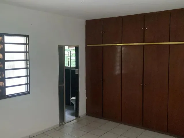 Imagem 6: Casa Setor Marechal Rondon, com 3 Suites Casa de Rua com 3 Quarto(S) e 2 Banheiro(S) À