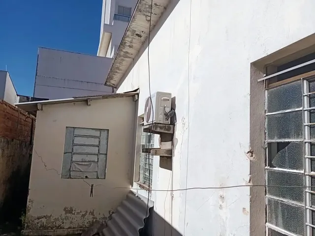 Imagem 16: Imóvel para Venda com 254 Metros Quadrados com 3 Quartos em Setor Coimbra - Goiânia - Go