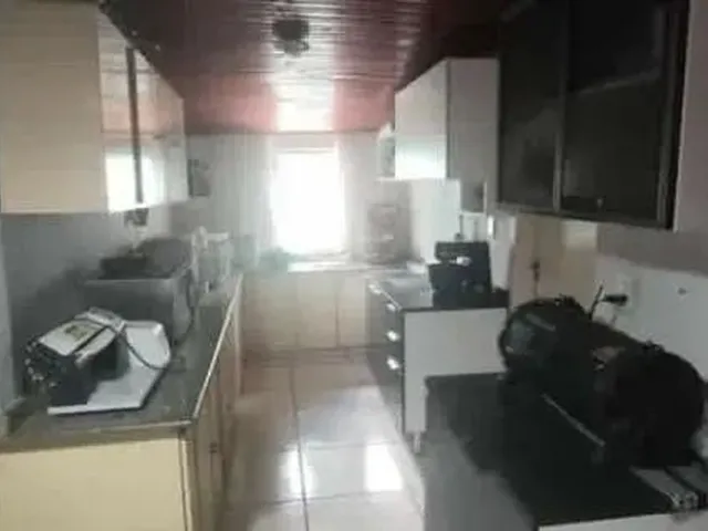 Imagem 11: Casa Setor Coimbra . Próximo Ao Hiper Moreira Casa de Rua com 3 Quarto(S) e 3 Banheiro(S