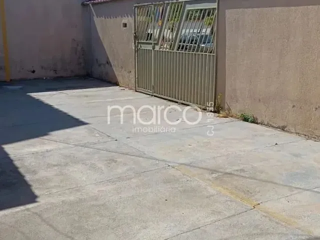 Imagem: Casa À Venda 7 Quartos, 4 Vagas, 416M²