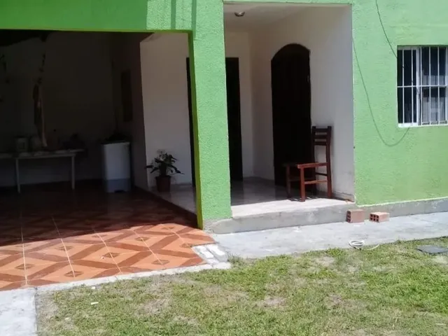 Imagem: Casa em Pontal do Sul. Disponível a Partir