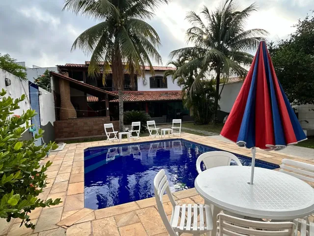 Imagem: Espaçosa Casa em Niterói com Piscina e