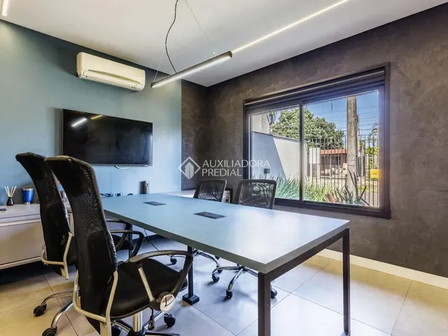 Imagem: Casa Comercial À Venda no Bairro Igara