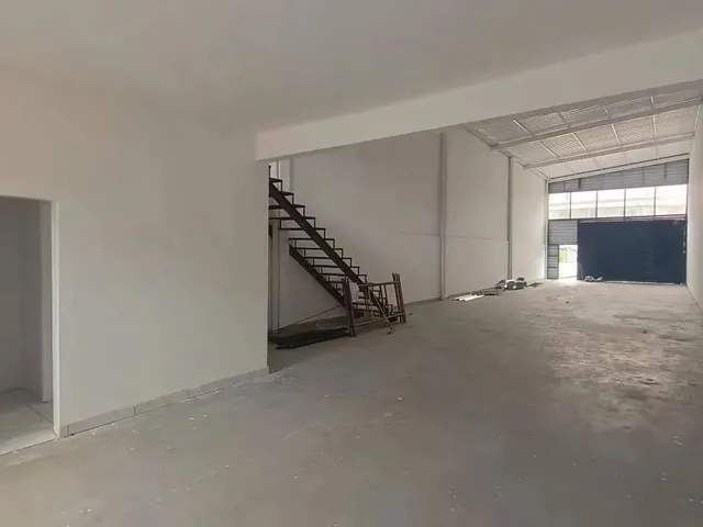 Imagem 4: Loja Comercial para Locação com 250 M²