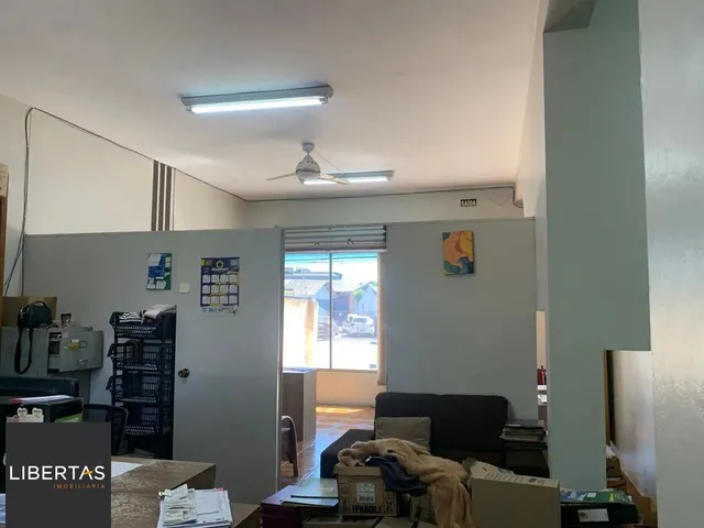 Imagem 15: Loja em Centro Galpão / depósito com 3 vagas na garagem