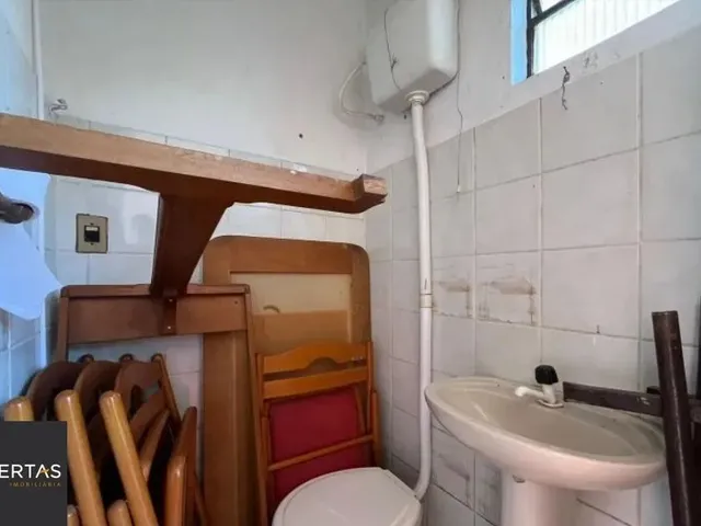 Imagem 4: Loja em Centro Galpão / depósito com 3 vagas na garagem