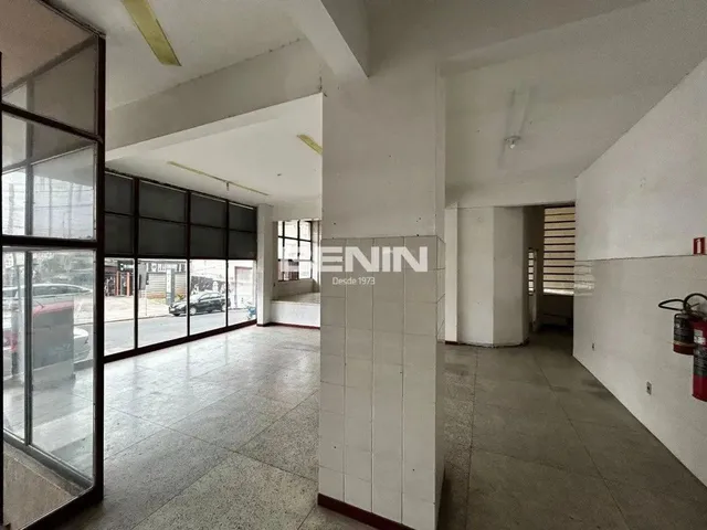 Imagem 14: Benin Aluga - Loja com 176M² no Centro de Canoas. Imóvel Conta com 3 Banheiros, Duas