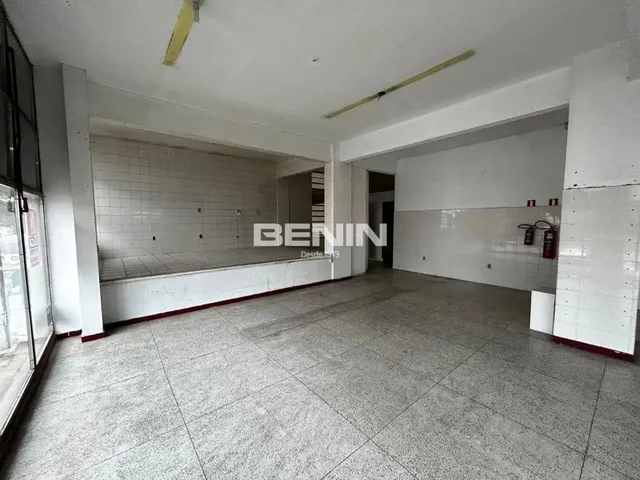 Imagem 5: Benin Aluga - Loja com 176M² no Centro de Canoas. Imóvel Conta com 3 Banheiros, Duas