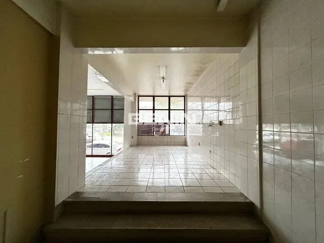 Imagem 9: Benin Aluga - Loja com 176M² no Centro de Canoas. Imóvel Conta com 3 Banheiros, Duas
