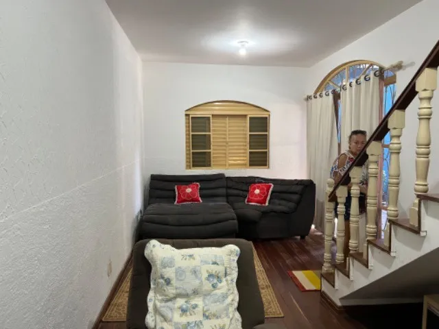 Imagem 9: Sobrado 5 Quartos Sendo 4 Suítes com Abites para Financiamento