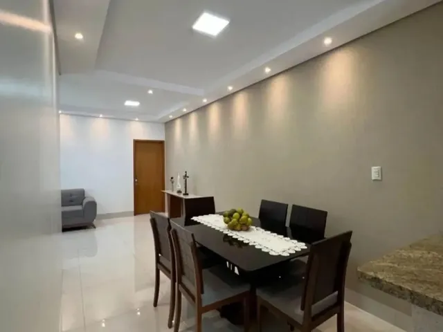 Imagem 4: Imóvel para Venda Possui 130 Metros Quadrados com 3 Quartos em Riacho Fundo II