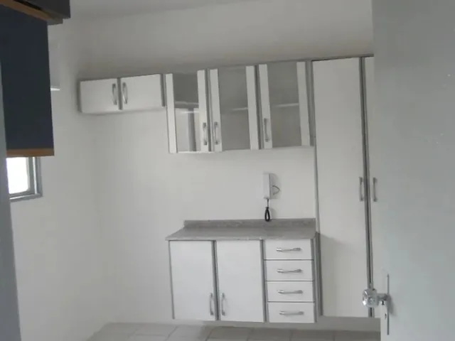 Imagem 5: Vendo Apartamento na C 01, 02 Quartos, Sala, Cozinha, Área de Serviço, Banheiro, 3 Andar
