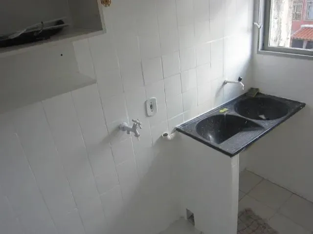 Imagem 8: Vendo Apartamento na C 01, 02 Quartos, Sala, Cozinha, Área de Serviço, Banheiro, 3 Andar