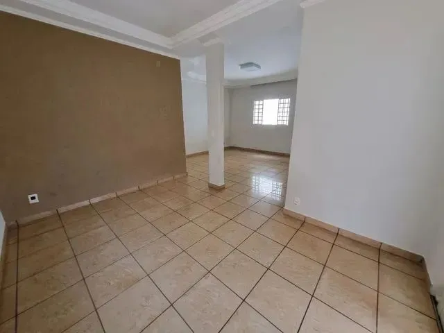 Imagem 6: Ótima Casa a Venda no Setor Tradicional