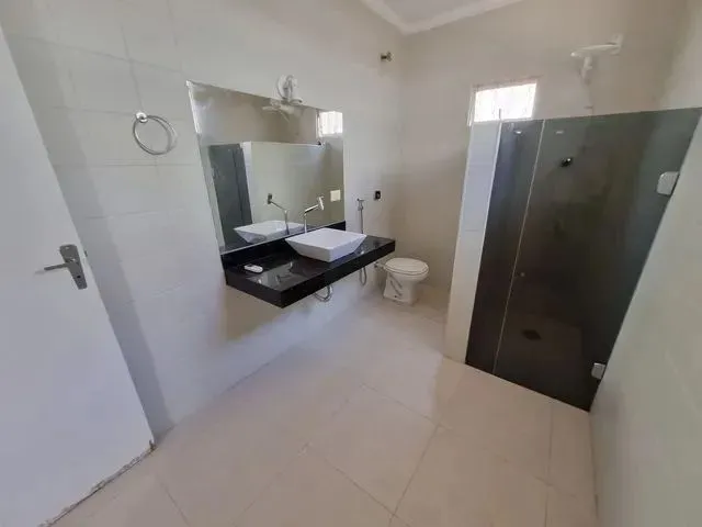 Imagem 9: Ótima Casa a Venda no Setor Tradicional