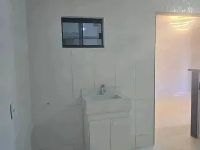 Imagem 3: Na - Casa Reformada na Quadra 304 do Recanto das Emas com 3 Quartos Sendo 2 Suítes