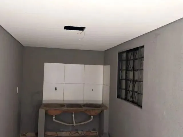 Imagem 2: Na - Casa Reformada na Quadra 802 do Recanto das Emas - 2 Quartos Sendo 1 Suíte