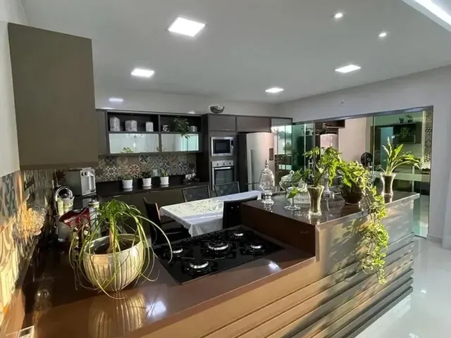 Imagem 9: Residencial Tápajos 3 Suítes Sendo a Master com Closet e Ampla Varanda