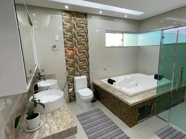 Imagem 11: Residencial Tápajos 3 Suítes Sendo a Master com Closet e Ampla Varanda
