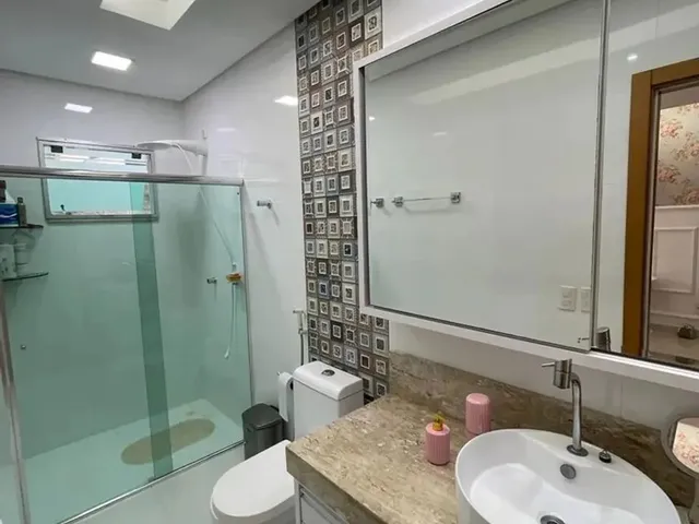 Imagem 14: Residencial Tápajos 3 Suítes Sendo a Master com Closet e Ampla Varanda