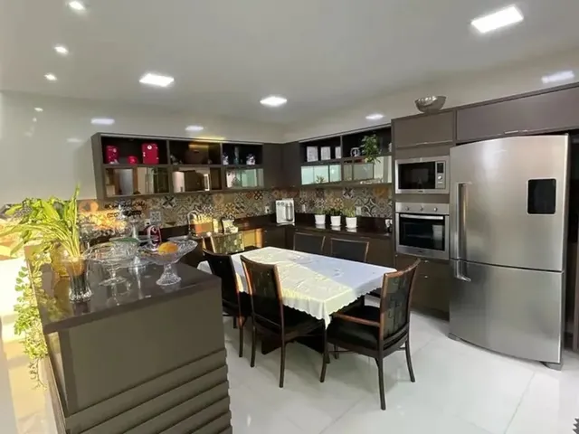Imagem 16: Residencial Tápajos 3 Suítes Sendo a Master com Closet e Ampla Varanda