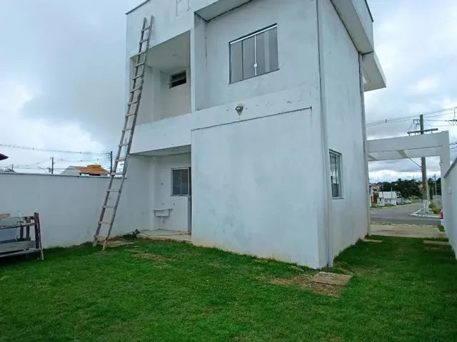 Imagem: /Casa com Quintal Grande no Condomínio