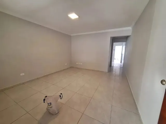 Imagem 7: Vendo Casa no Coroado Ampla com Garagem