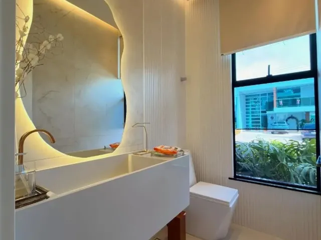 Imagem 12: Casa Nova de Alto Padrão no Condomínio Bosque Imperial, 4 Suítes, Mobiliada