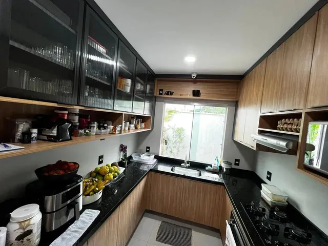 Imagem 2: Casa Térrea Mobiliada no Passaredo com 3 Suítes 1 com Closet/ Porcelanato, Gesso, Leds