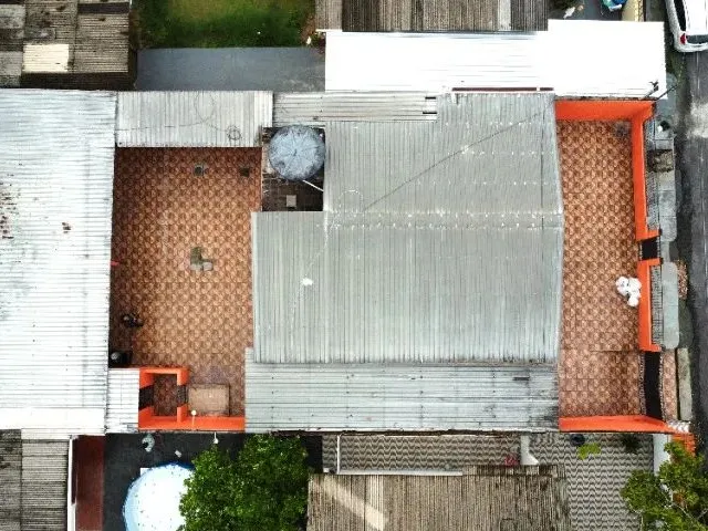 Imagem 6: Aleixo, Conj. João Bosco I, Casa C/Área 375M2, 3 Quartos, Espaço Externo Amplo