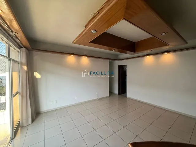 Imagem 11: Apartamento À Venda no Adrianópolis,Amplo, Bem Localizado e com Potencial De