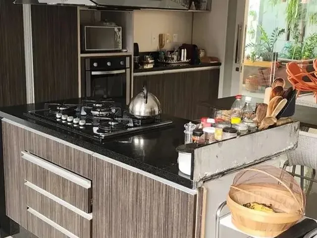 Imagem 9: Espetacular Duplex no Residencial Adrianópolis, Alto Padrão. 4 Suítes, Escritório