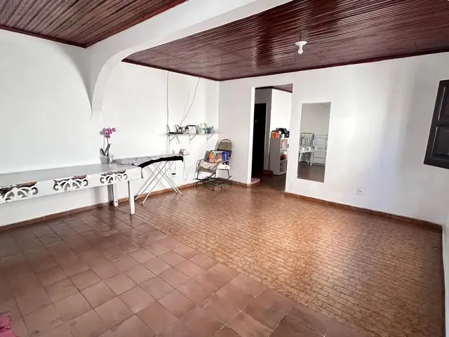 Imagem 4: Japiim, Prox. a Praça. Casa + Apartamento, Piscina e 3 Vgs