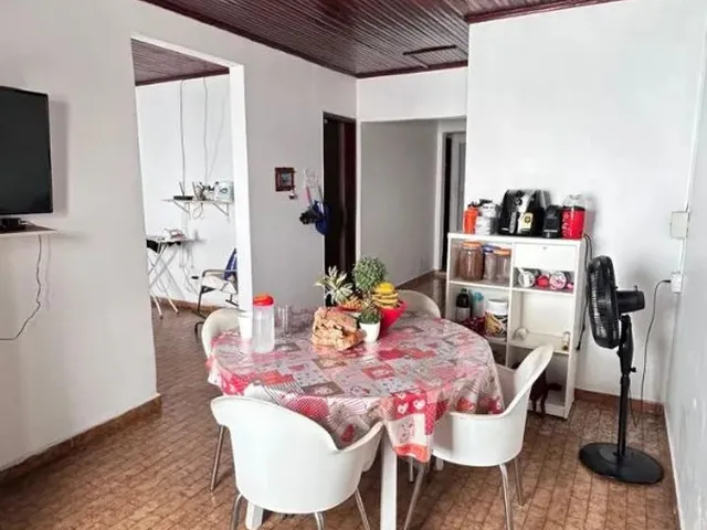 Imagem 9: Japiim, Prox. a Praça. Casa + Apartamento, Piscina e 3 Vgs