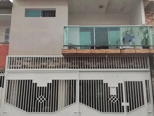 Imagem: Casa de 2 Pavimentos na Pedreira 4 Quartos