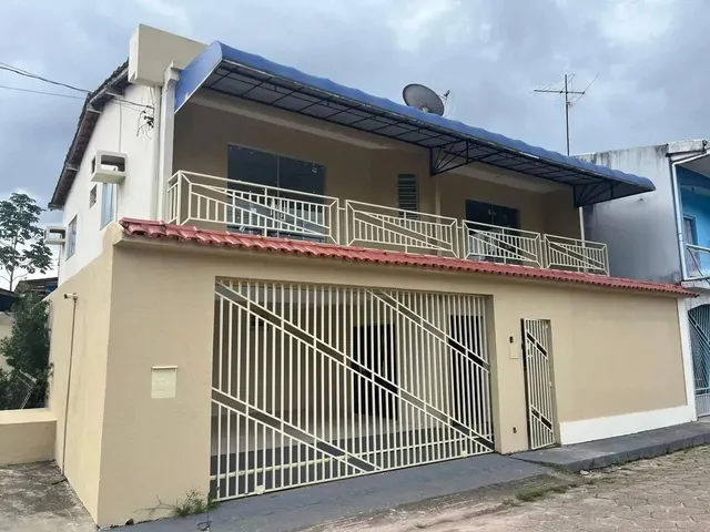 Imagem 2: Vendo Sobrado em Ananindeua, com 4 Suítes