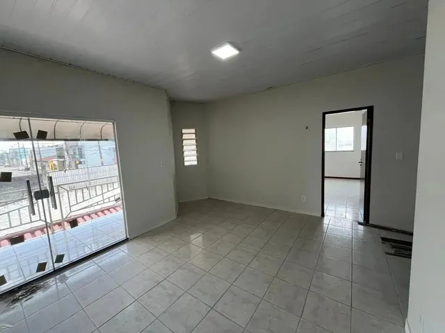 Imagem 11: Vendo Sobrado em Ananindeua, com 4 Suítes