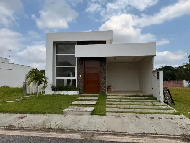 Imagem: A casa em condomínio possui 3 Dormitórios, 1 Suíte, 2
