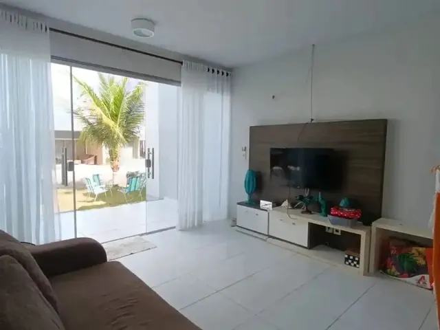 Imagem 6: Casa Térrea no Condomínio Raízes- com 3 Suítes, Área de Serviço, Área Gramada E