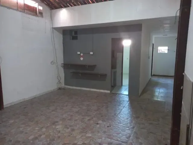 Imagem: Casa 2 Quartos com Suíte e Wc Social em
