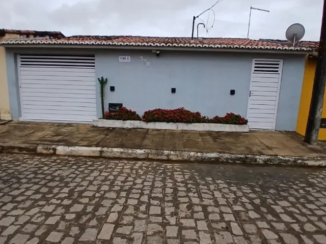 Imagem: Vende-Se Casa na Rua Pedro Bezerra da Silva