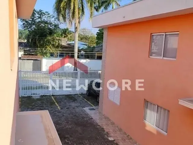 Imagem: Casa de Condomínio em Rua Manoel Ruas Peres