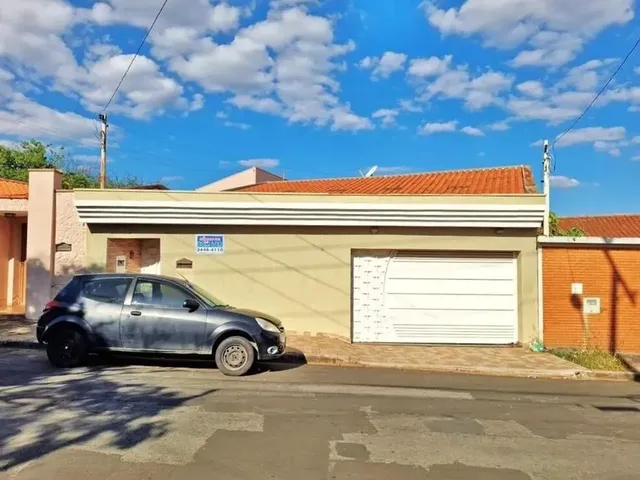Imagem: Casa para Aluguel, 3 Quartos, 3 Vagas, Vila
