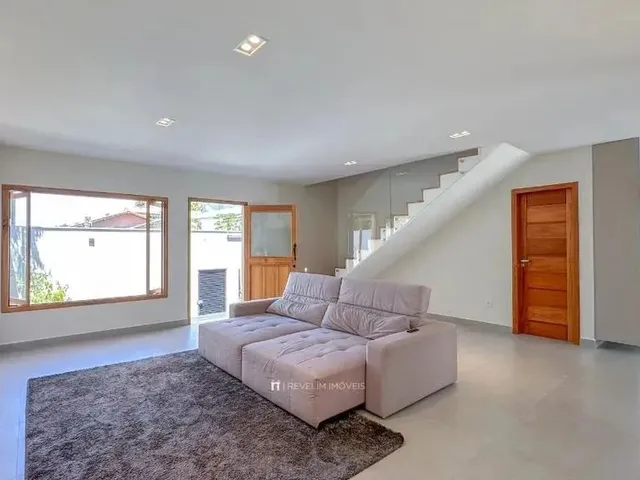 Imagem 11: Casa À Venda em Serra, Estância Monazítica, com 4 Quartos, com 235 M²