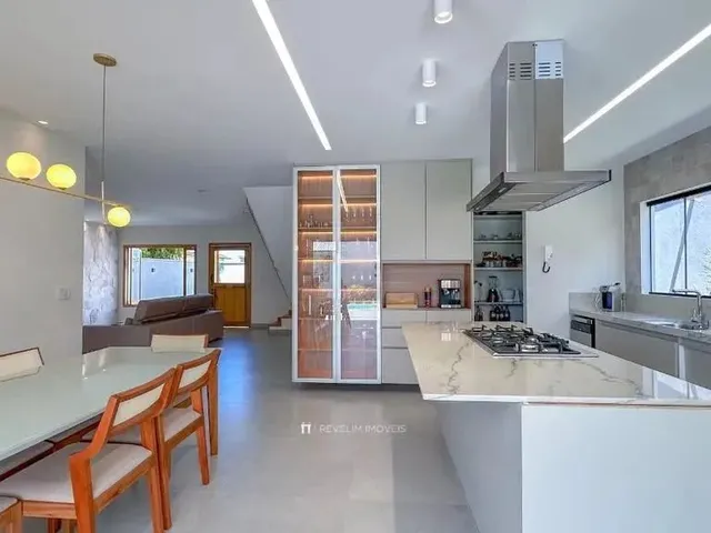 Imagem 8: Casa À Venda em Serra, Estância Monazítica, com 4 Quartos, com 235 M²