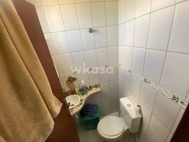 Imagem: Casa Comercial em das Laranjeiras - Serra
