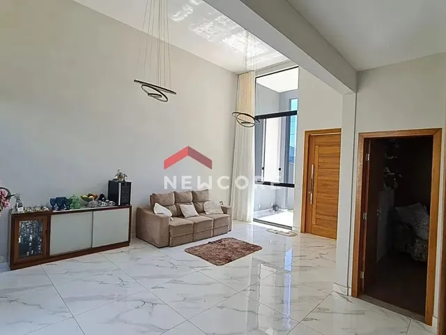 Imagem: Casa em Avenida Sabarabuçu - Villa Real